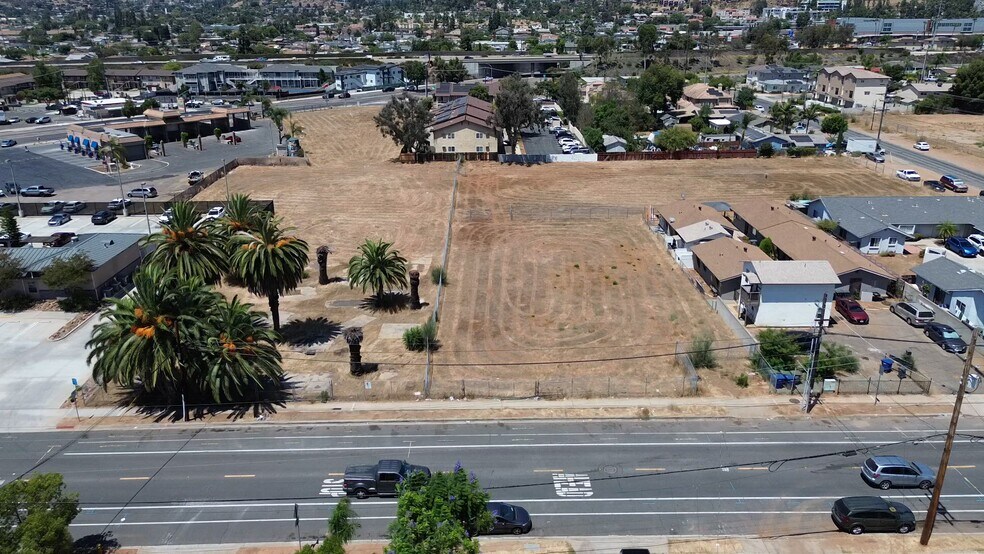 511 Madison Avenue Ave, El Cajon, CA à vendre - Vidéo sur l’inscription commerciale - Image 1 de 30