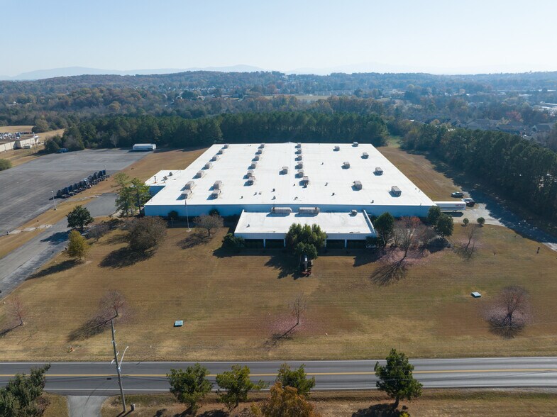 3800 Old Tasso Rd NE, Cleveland, TN à louer - Photo du bâtiment - Image 3 de 7