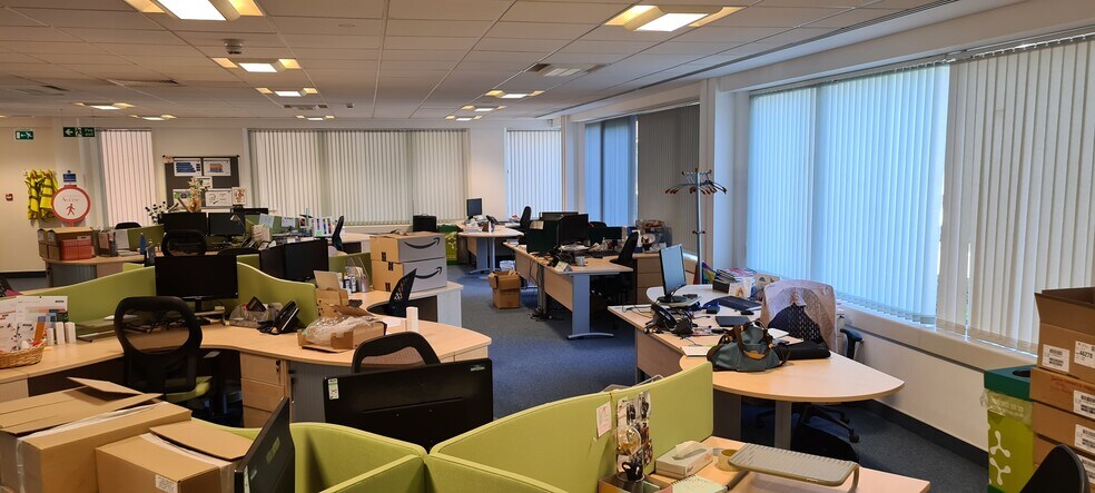 Maxwell Rd, Borehamwood à vendre - Photo intérieure - Image 3 de 14