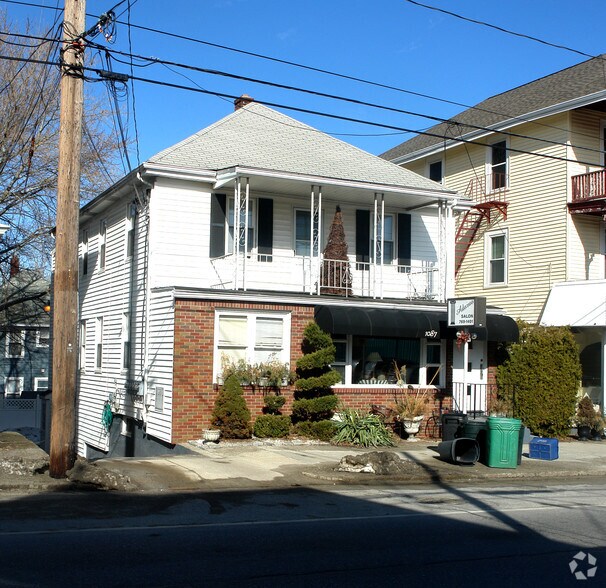 1087 Park Ave, Woonsocket, RI for lease - Building Photo - Image 2 of 7