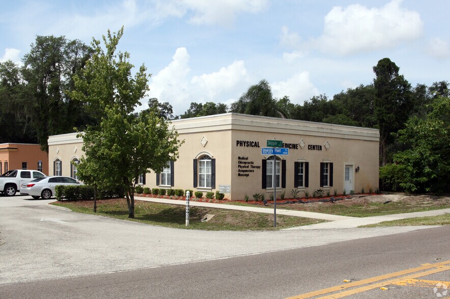 14522 University Point Pl, Tampa, FL à vendre - Photo du bâtiment - Image 3 de 11