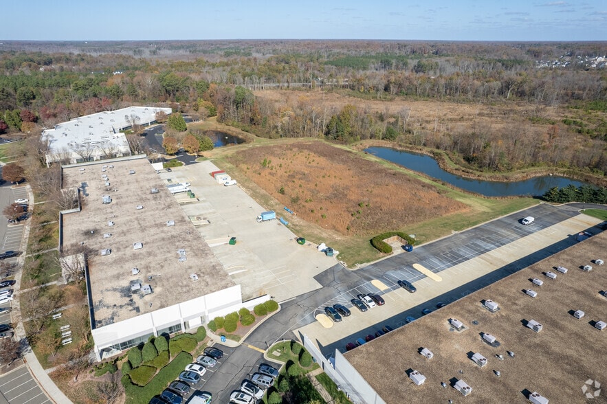 8560 Magellan Pkwy, Richmond, VA for lease - Building Photo - Image 3 of 9