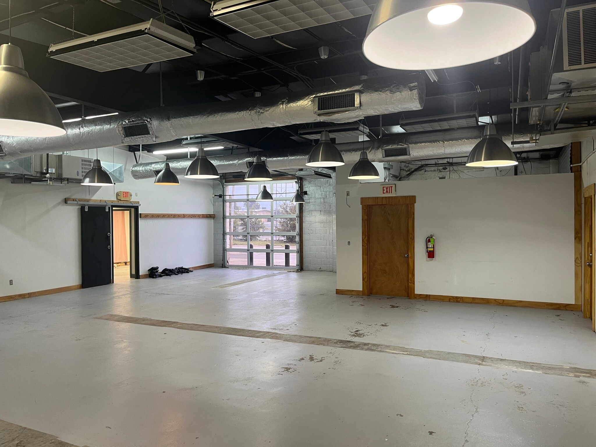 7301 N Classen Blvd, Oklahoma City, OK for sale Interior Photo- Image 1 of 4