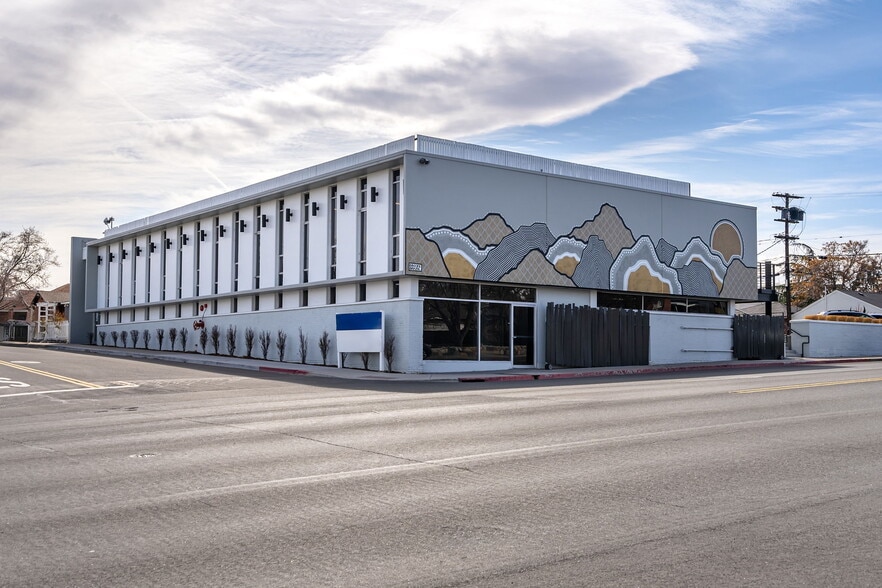 400 S Wells Ave, Reno, NV for sale - Building Photo - Image 2 of 16