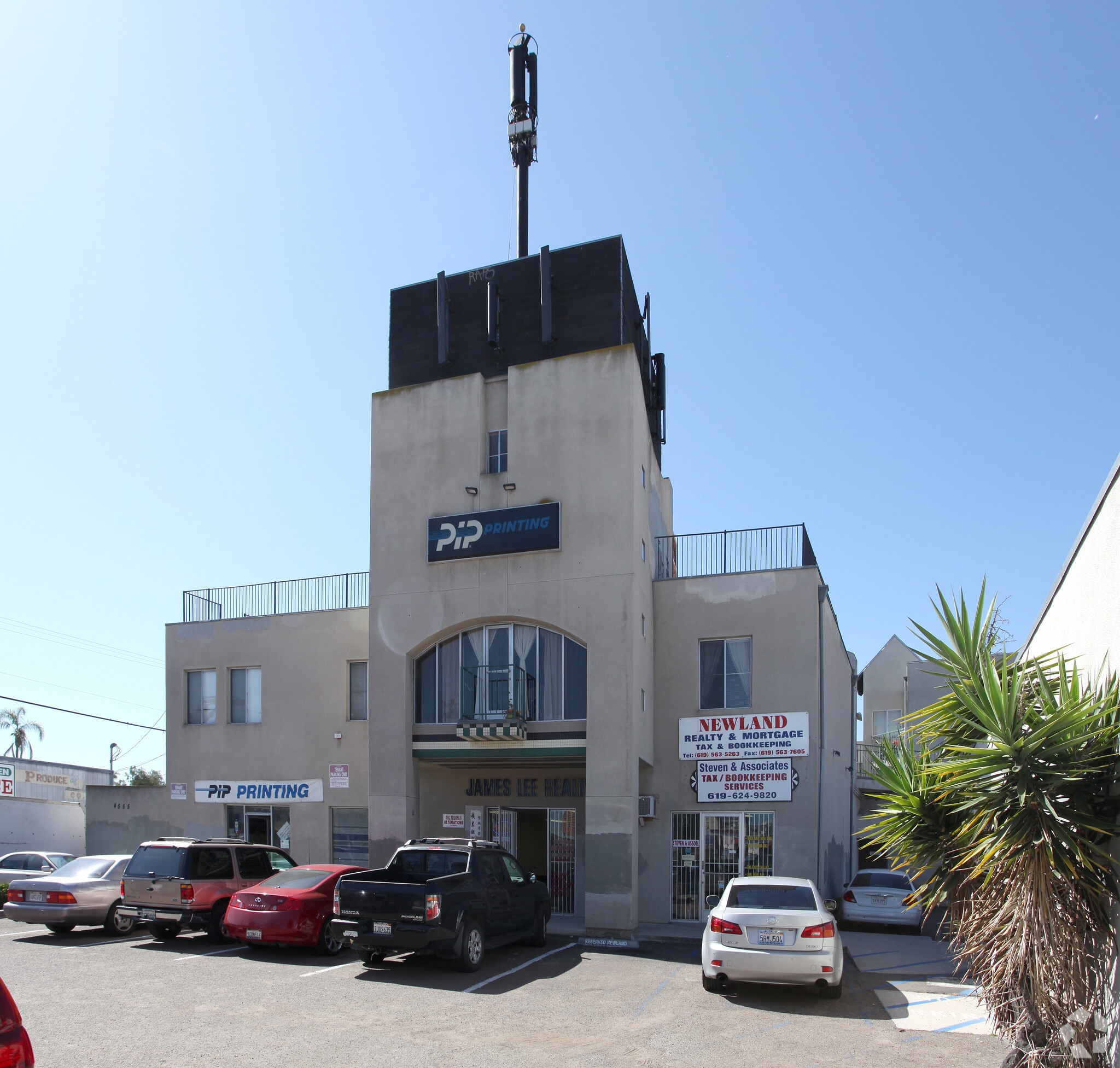 4555 El Cajon Blvd, San Diego, CA for lease Primary Photo- Image 1 of 5