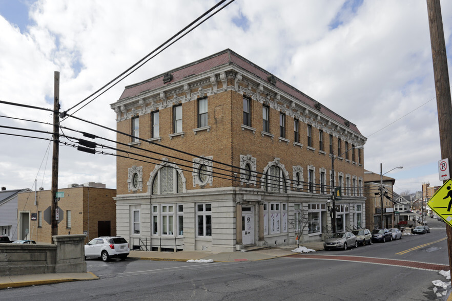 12-20 S 4th St, Emmaus, PA for sale - Building Photo - Image 1 of 1