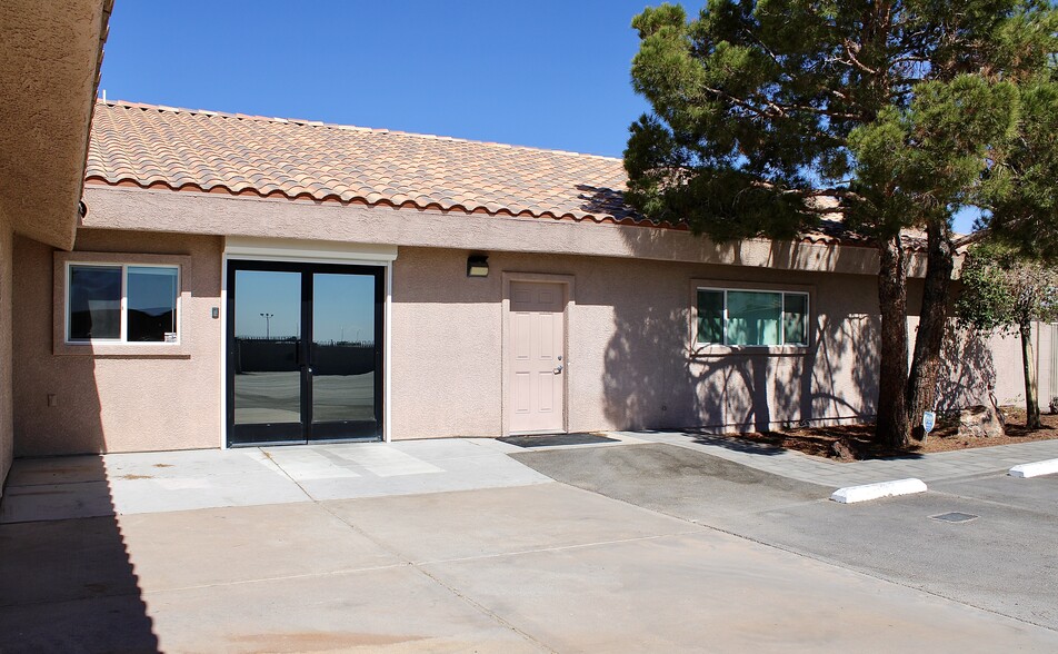 8935 El Camino Rd, Las Vegas, NV for sale - Building Photo - Image 2 of 12