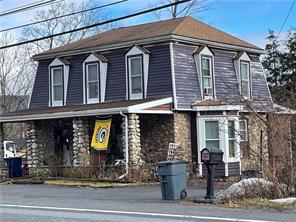 160 Kingston Ave, Wurtsboro, NY for sale - Primary Photo - Image 1 of 11