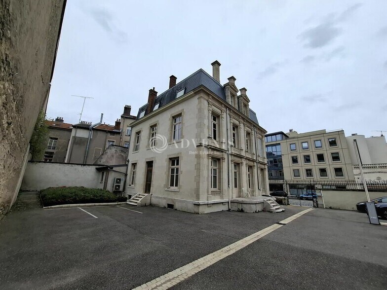 Office in Nancy for lease - Building Photo - Image 3 of 8