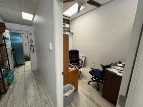 2870-2878 N Colorado Blvd, Denver, CO for lease Interior Photo- Image 2 of 3