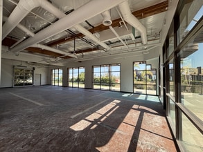 3211-3295 Business Park Dr, Vista, CA for lease Interior Photo- Image 1 of 8