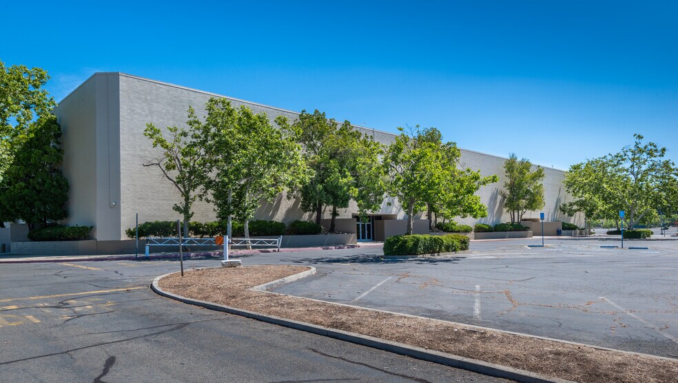 6041-6199 Sunrise Blvd, Citrus Heights, CA à louer - Photo du bâtiment - Image 2 de 21