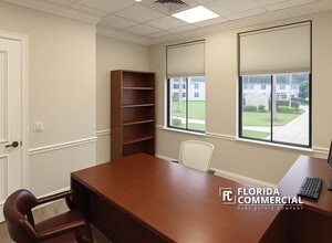 2300 SE Monterey Rd, Stuart, FL for lease Interior Photo- Image 2 of 7