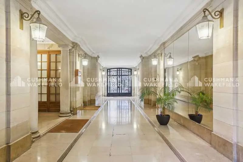 3 Avenue Hubert Germain, Paris for lease - Lobby - Image 3 of 16