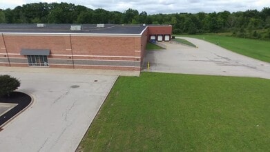 18800 N Market Pl Dr, Aurora, OH for lease - Commercial Listing Video 