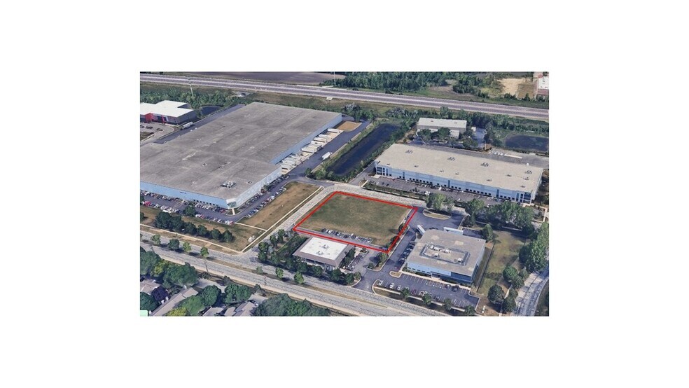 2140 Fisher Dr, Naperville, IL for sale - Building Photo - Image 1 of 3