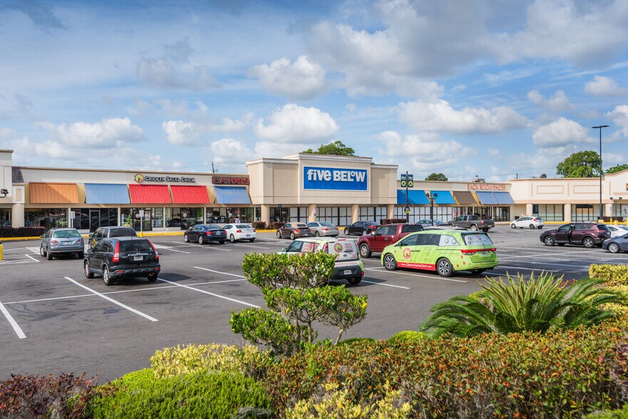 7400 Abercorn St, Savannah, GA à louer - Photo du bâtiment - Image 2 de 10