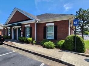 3417 Canton Hwy, Marietta, GA à louer Photo du bâtiment- Image 1 de 10