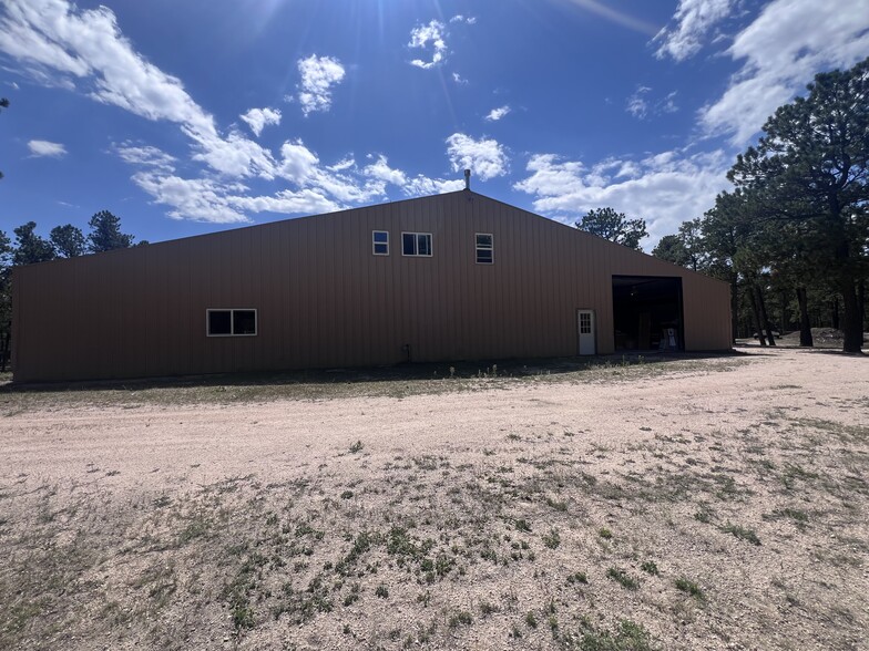 7405 Juniper Dr, Colorado Springs, CO for lease - Building Photo - Image 2 of 8