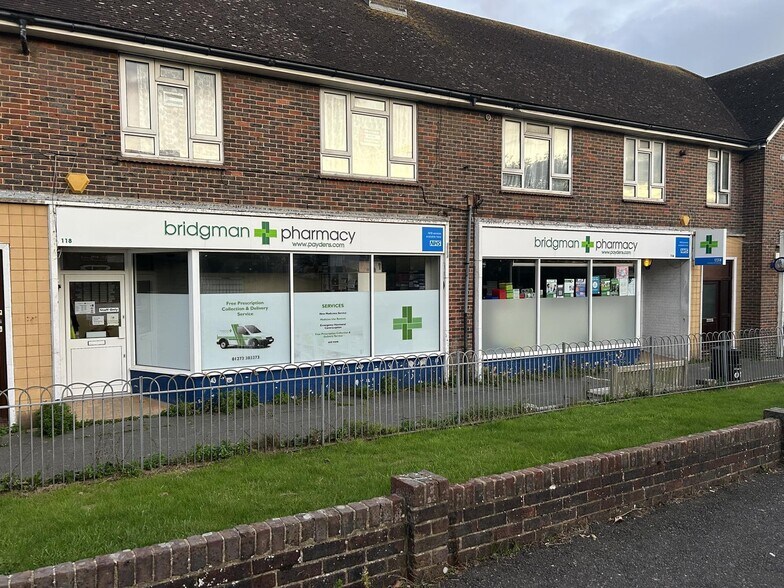 116 Cowley Dr, Brighton for sale - Primary Photo - Image 1 of 1