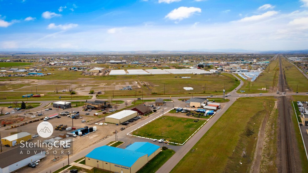 NNA Gallatin Farmers Avenue, Belgrade, MT à louer - Photo du bâtiment - Image 2 de 7