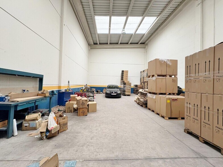 Industrial in Leganés, Madrid for lease - Interior Photo - Image 2 of 2