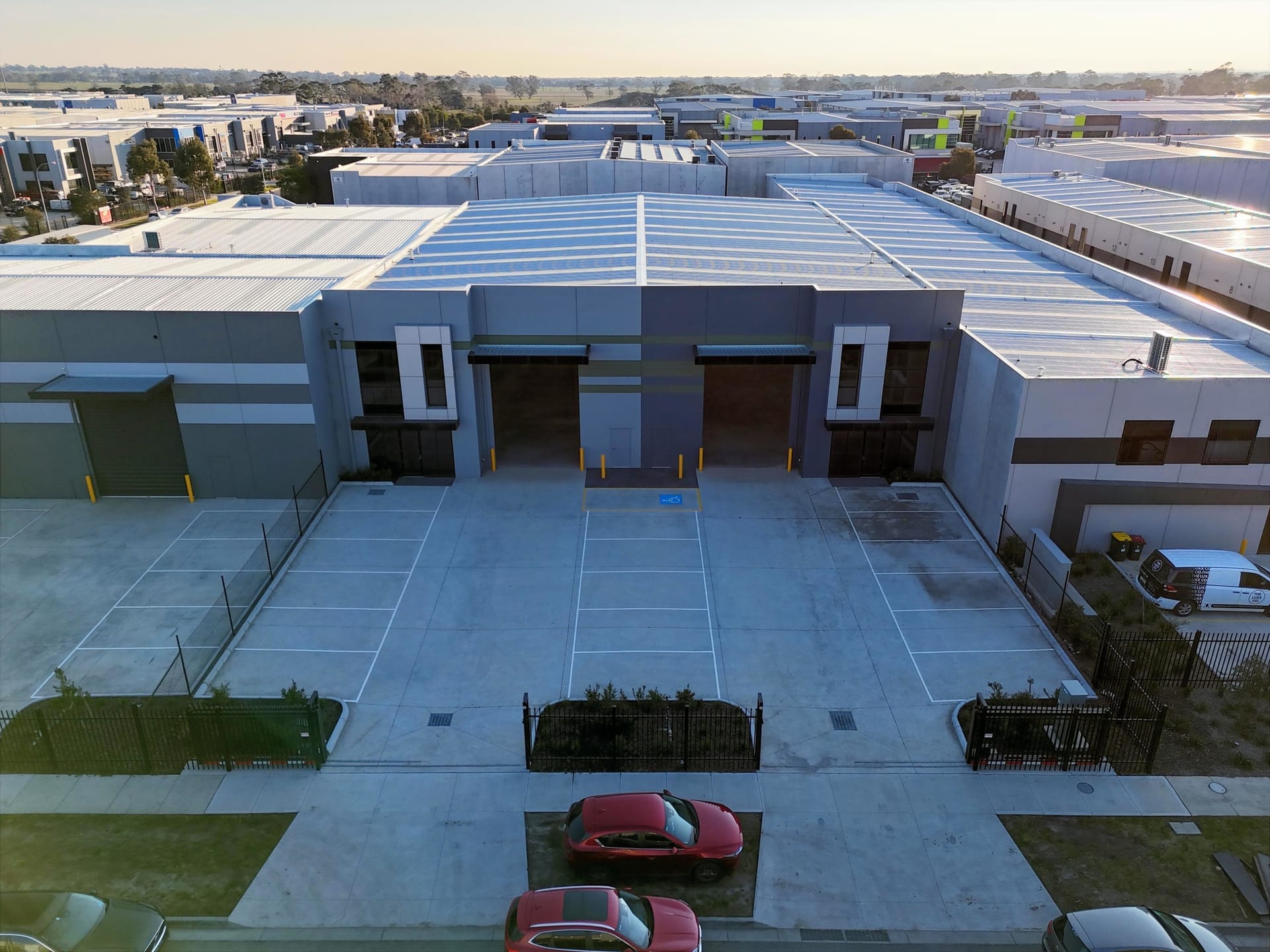 5-7 Furlong St, Cranbourne West à louer Photo du bâtiment- Image 1 de 3