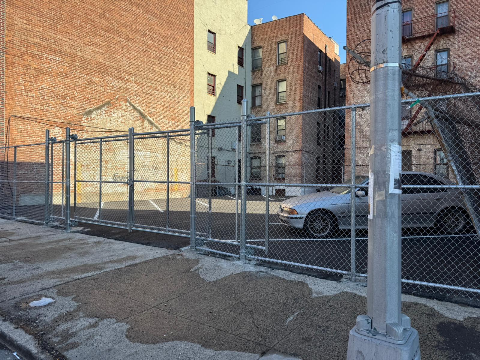 221 Veronica pl, Brooklyn, NY for lease Primary Photo- Image 1 of 3