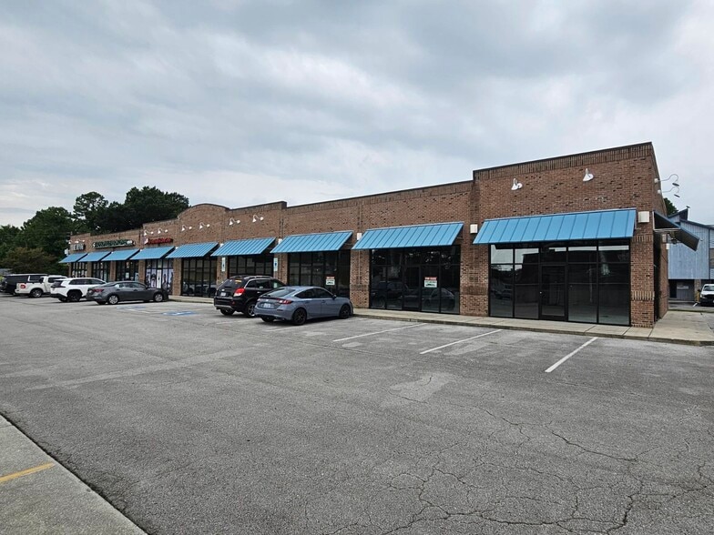 409 Western Blvd, Jacksonville, NC for lease - Building Photo - Image 1 of 3