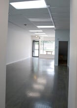 4712 Oakton St, Skokie, IL for lease Interior Photo- Image 2 of 7