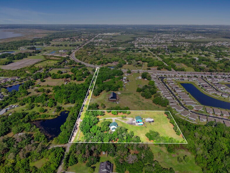 4385 Semoran Farms Rd, Kissimmee, FL à vendre - Photo du bâtiment - Image 2 de 22