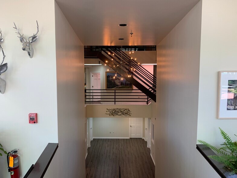 18 S Pack Sq, Asheville, NC for lease - Building Photo - Image 2 of 12