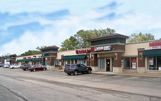 701-743 E Roosevelt Rd, Lombard, IL for lease - Primary Photo - Image 1 of 6