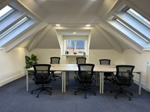 9 Park Sq E, Leeds for lease Interior Photo- Image 2 of 3