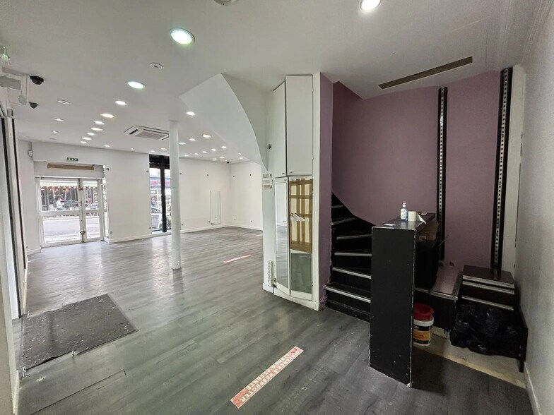 1 Boulevard Saint-Denis, Paris for lease - Interior Photo - Image 3 of 17