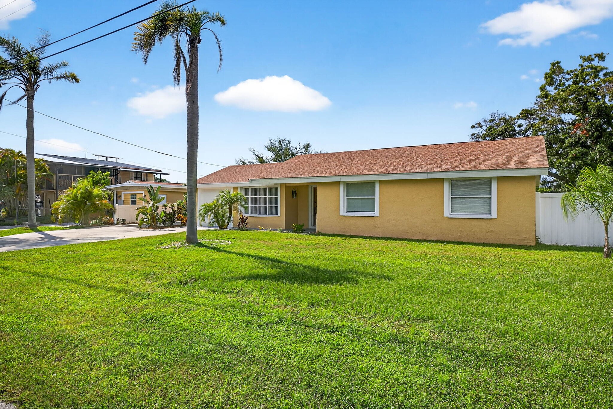 3225 W Shell Point Rd, Ruskin, FL à vendre Photo principale- Image 1 de 84