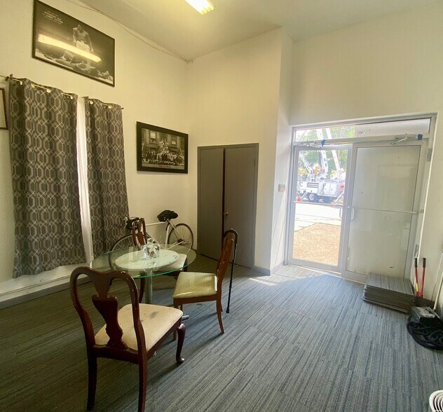 258 35th St NE, Washington, DC à vendre - Photo du bâtiment - Image 3 de 12