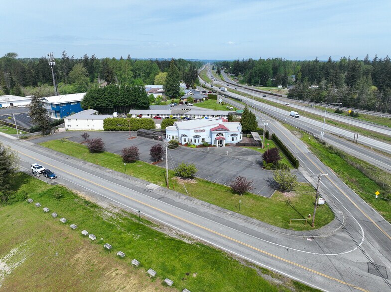 1650 W Bakerview Rd, Bellingham, WA à vendre - Photo du bâtiment - Image 3 de 42