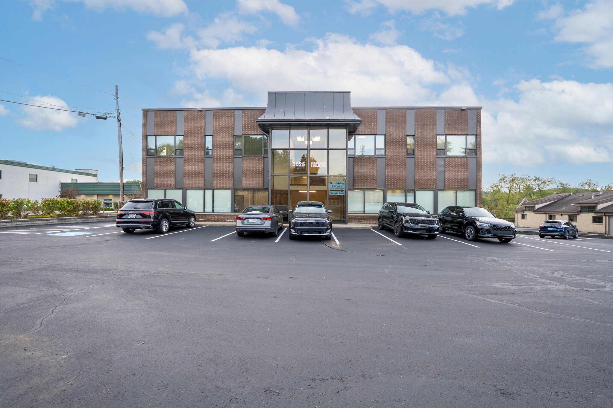 3025 Washington Rd, McMurray, PA à louer Photo du bâtiment- Image 1 de 3