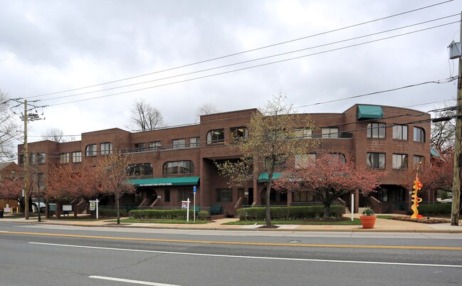 More details for 7960-7990 Old Georgetown Rd, Bethesda, MD - Multiple Space Uses for Lease