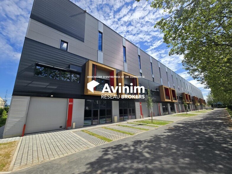 Industrial in Bobigny for lease - Building Photo - Image 2 of 5