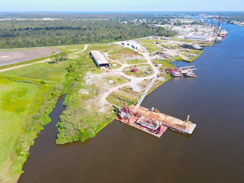 503 Degravelle rd, Morgan City, LA à vendre - Photo du bâtiment - Image 2 de 20