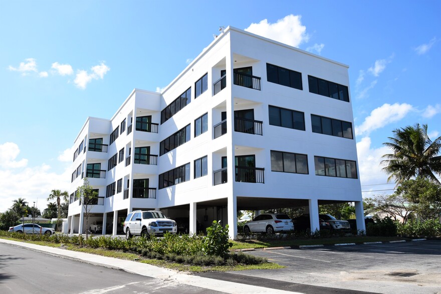 1016 Clemons St, Jupiter, FL for lease - Building Photo - Image 3 of 15