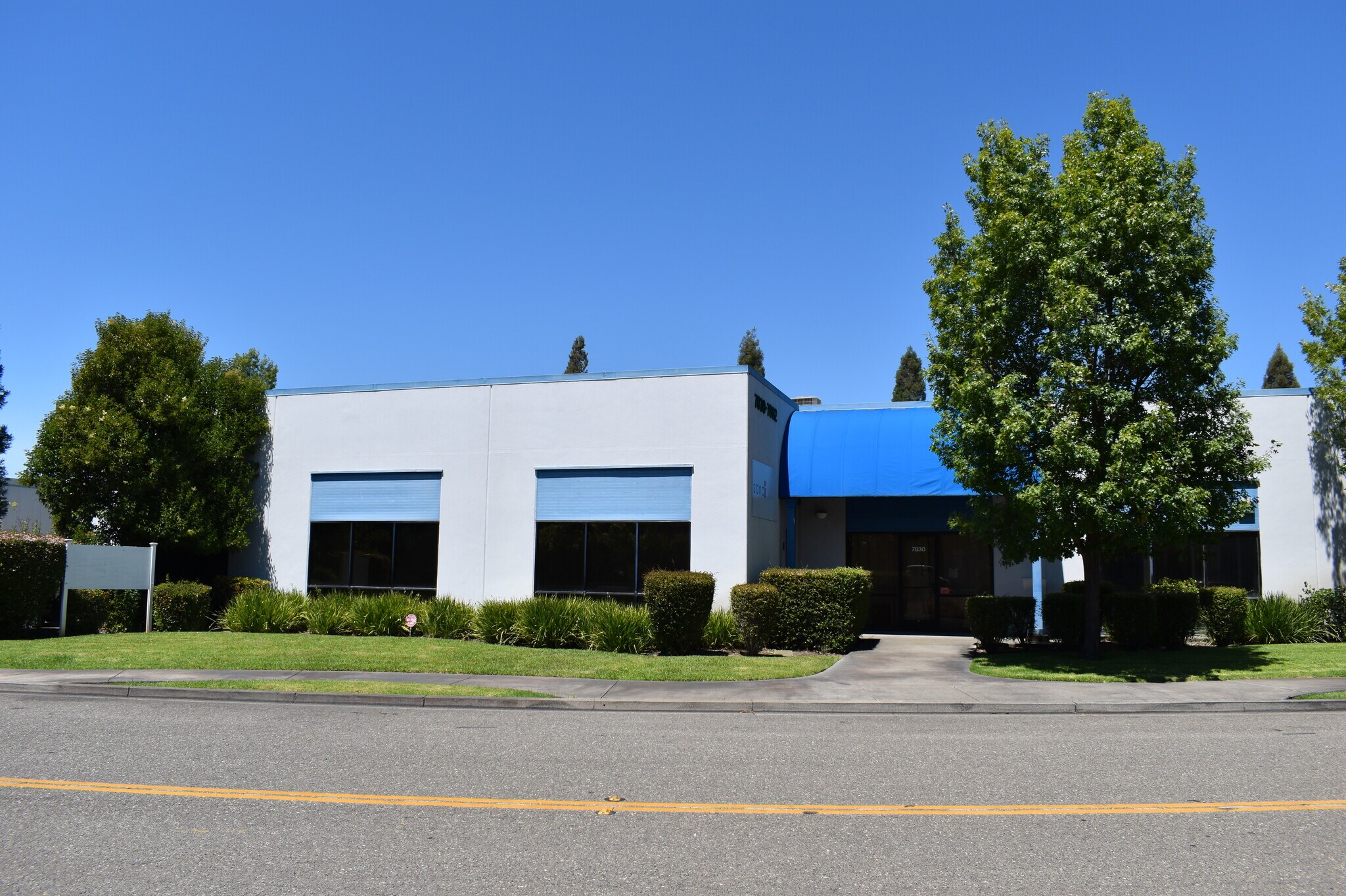 7854 Bell Rd, Windsor, CA for lease Primary Photo- Image 1 of 4