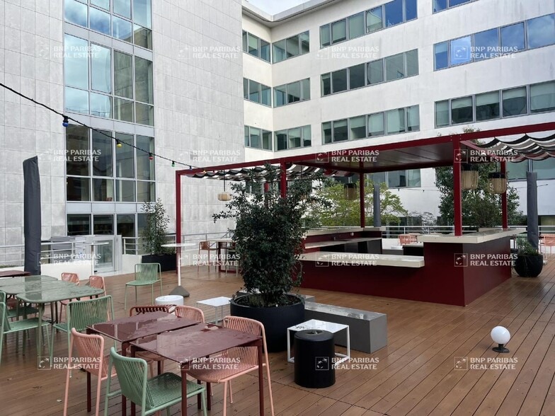 27 Rue Victor Hugo, Ivry-sur-Seine for lease - Building Photo - Image 2 of 16