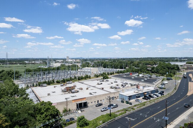 Plus de détails pour 501 Broad Ave, Ridgefield, NJ - Bureau, Industriel à louer