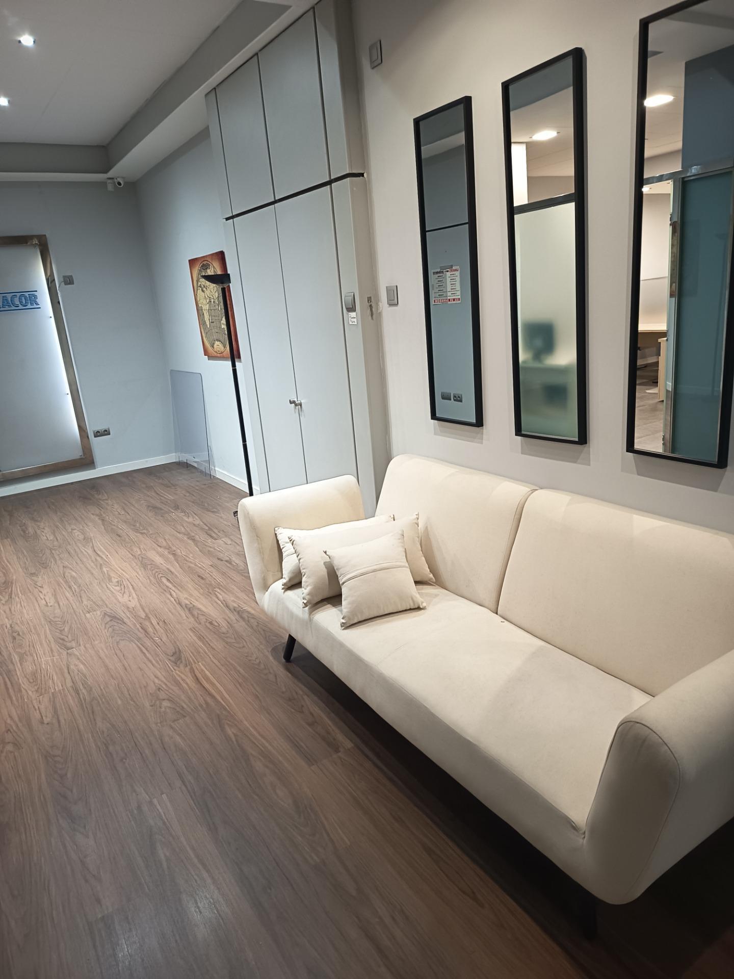 Avenida Ronda de los Tejares, 32, Córdoba, Córdoba for lease Interior Photo- Image 1 of 19