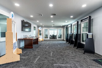 8701 N Palafox St, Pensacola, FL à vendre Photo intérieure- Image 2 de 22