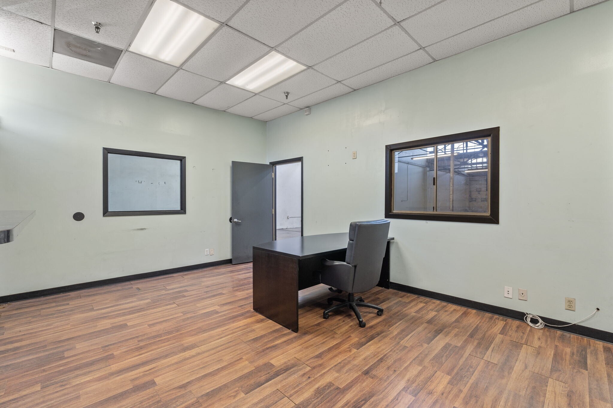 4201 Congress Ave S, Austin, TX for lease Building Photo- Image 1 of 10