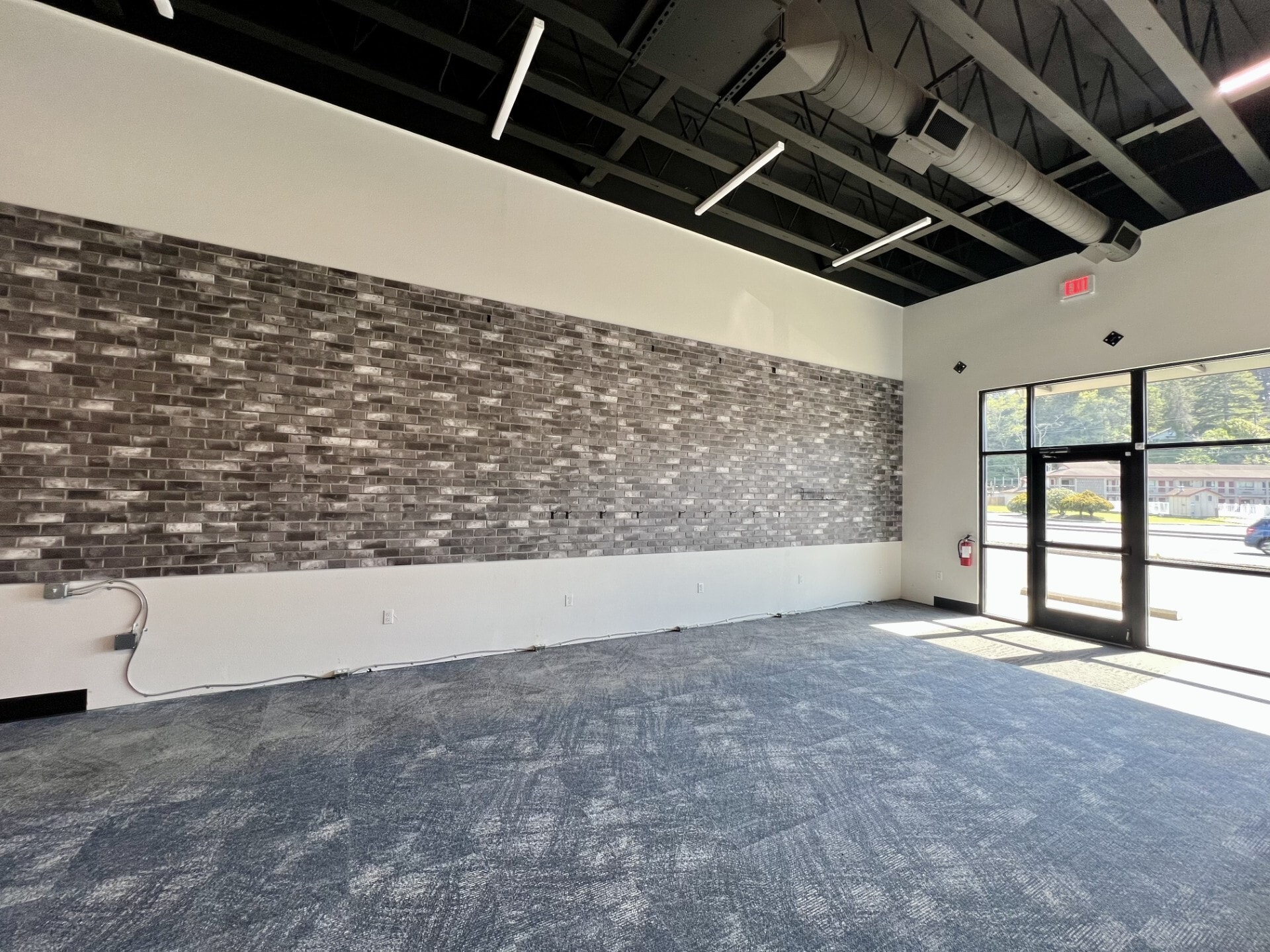 Highway 101 At Hemlock Ave, Coos Bay, OR for lease Interior Photo- Image 1 of 7